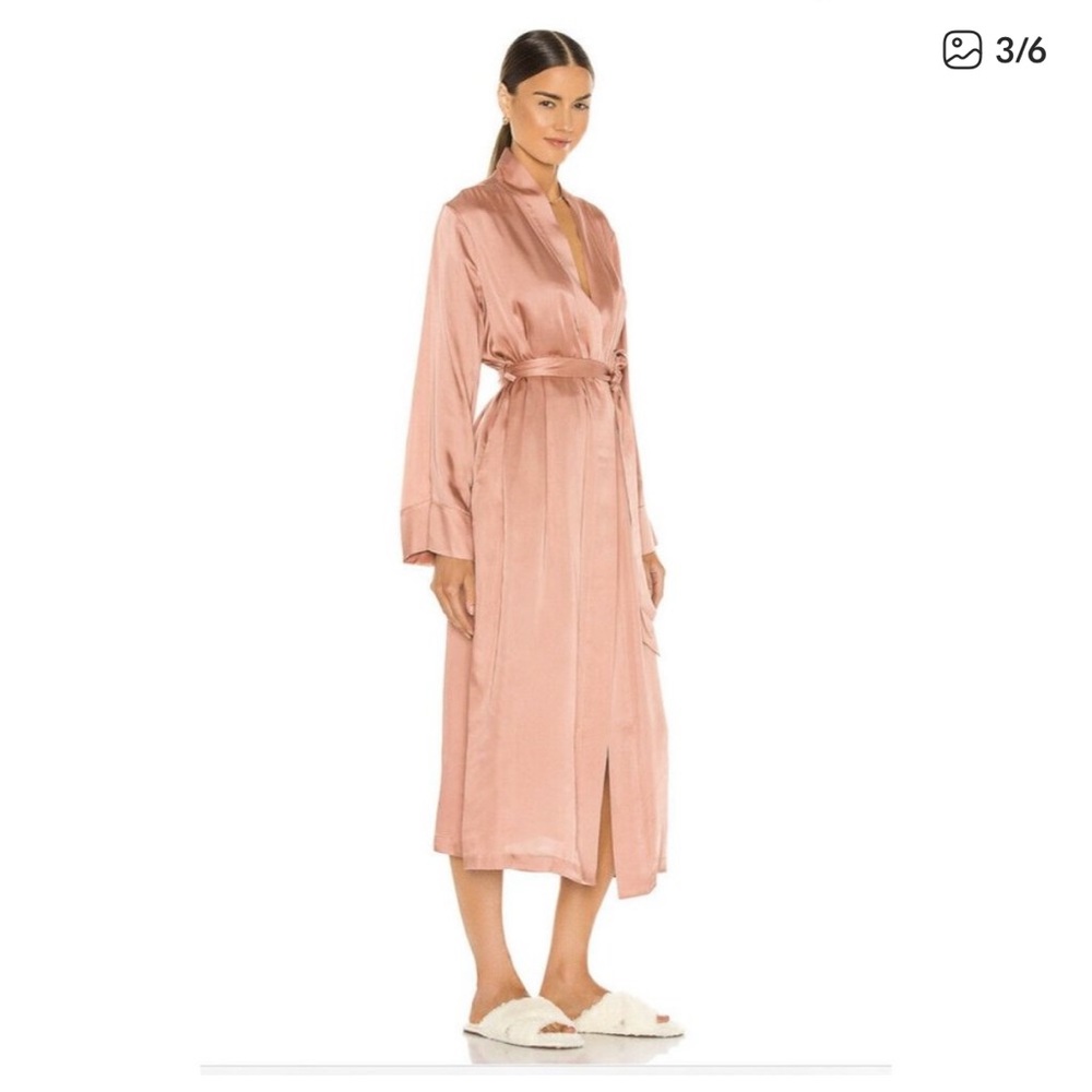 Weekend Stories Blush Satin Kimono